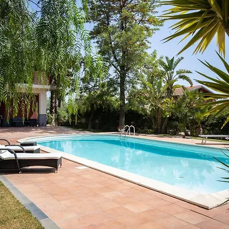 Royal Villa